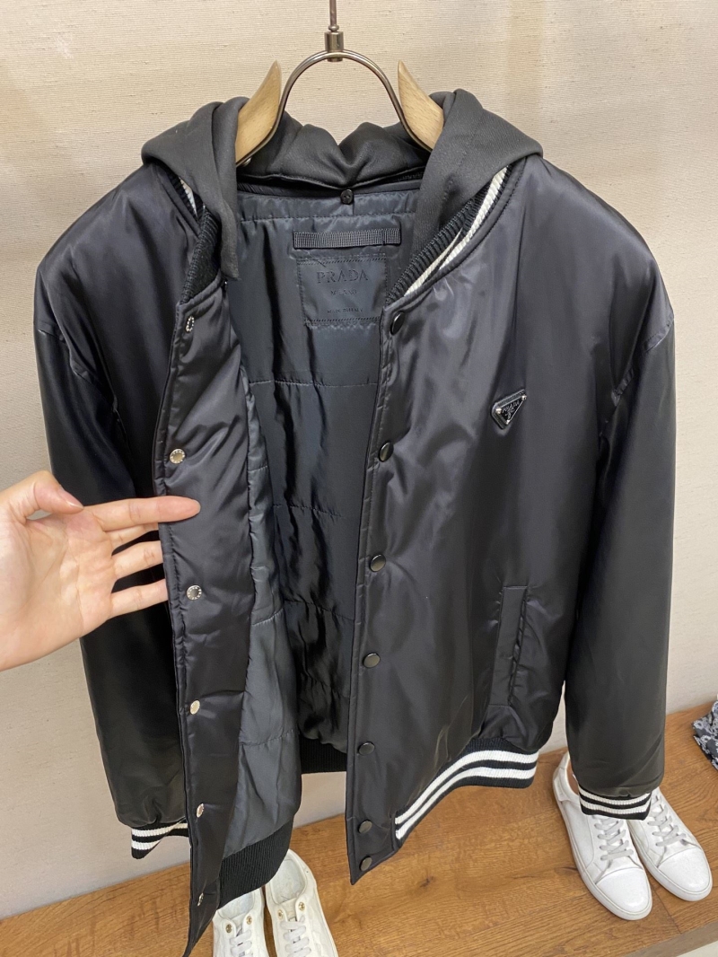 Pra*a outwear